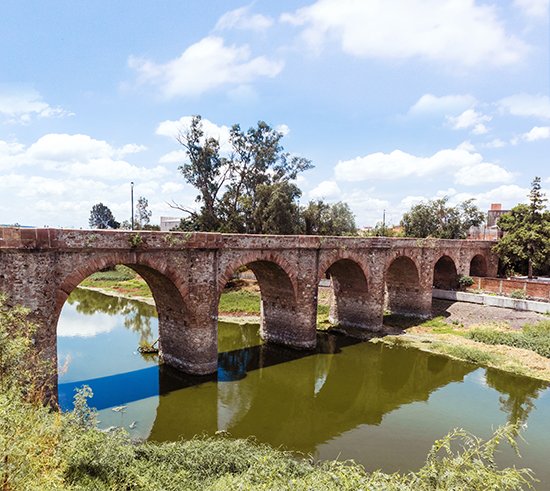 mirage atractivos 550x491 -puente -01