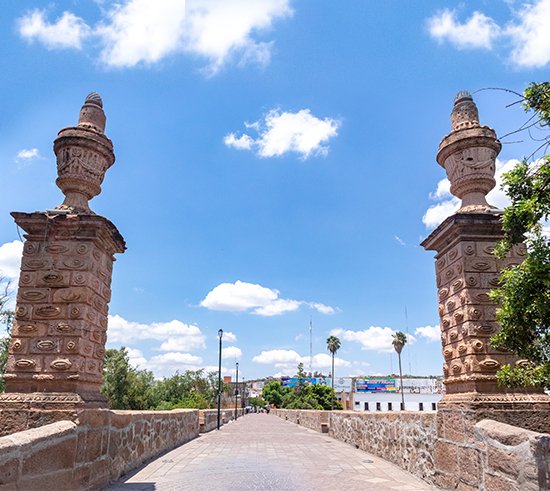 mirage atractivos 550x491 -puente -02